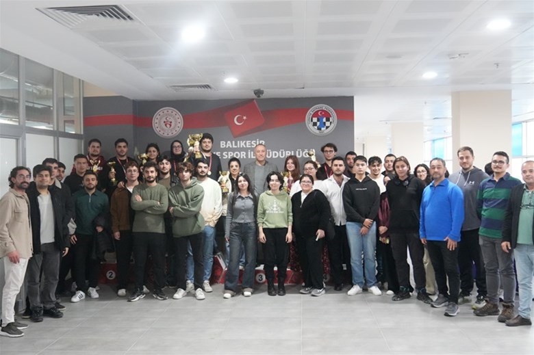 Balıkesir’de YURTLİG 2025-2026 İl Birinciliği Turnuvaları Sona Erdi