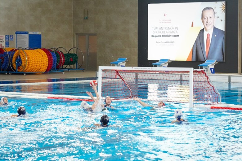 TÜRKİYE’NİN YILDIZ SUTOPU SPORCULARI BALIKESİR’DE BULUŞTU…