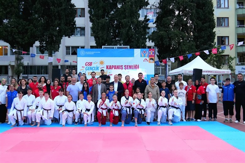 Eğitim, Sanat ve Sporla Dolu “GSB Gençlik Yaz Kulübü” Kapanış Şenliğiyle Tamamlandı